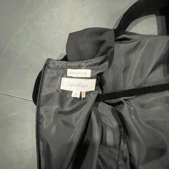 Calvin Klein, Little black dress. - Picture 3 of 5